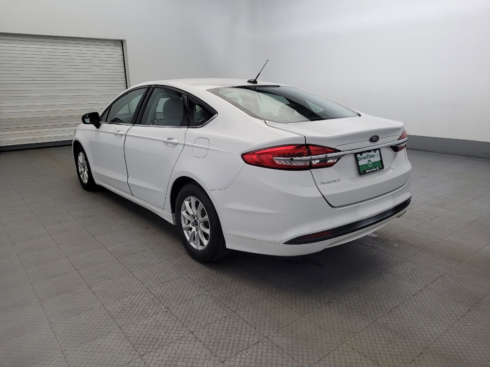 Used 2018 Ford Fusion S image 5