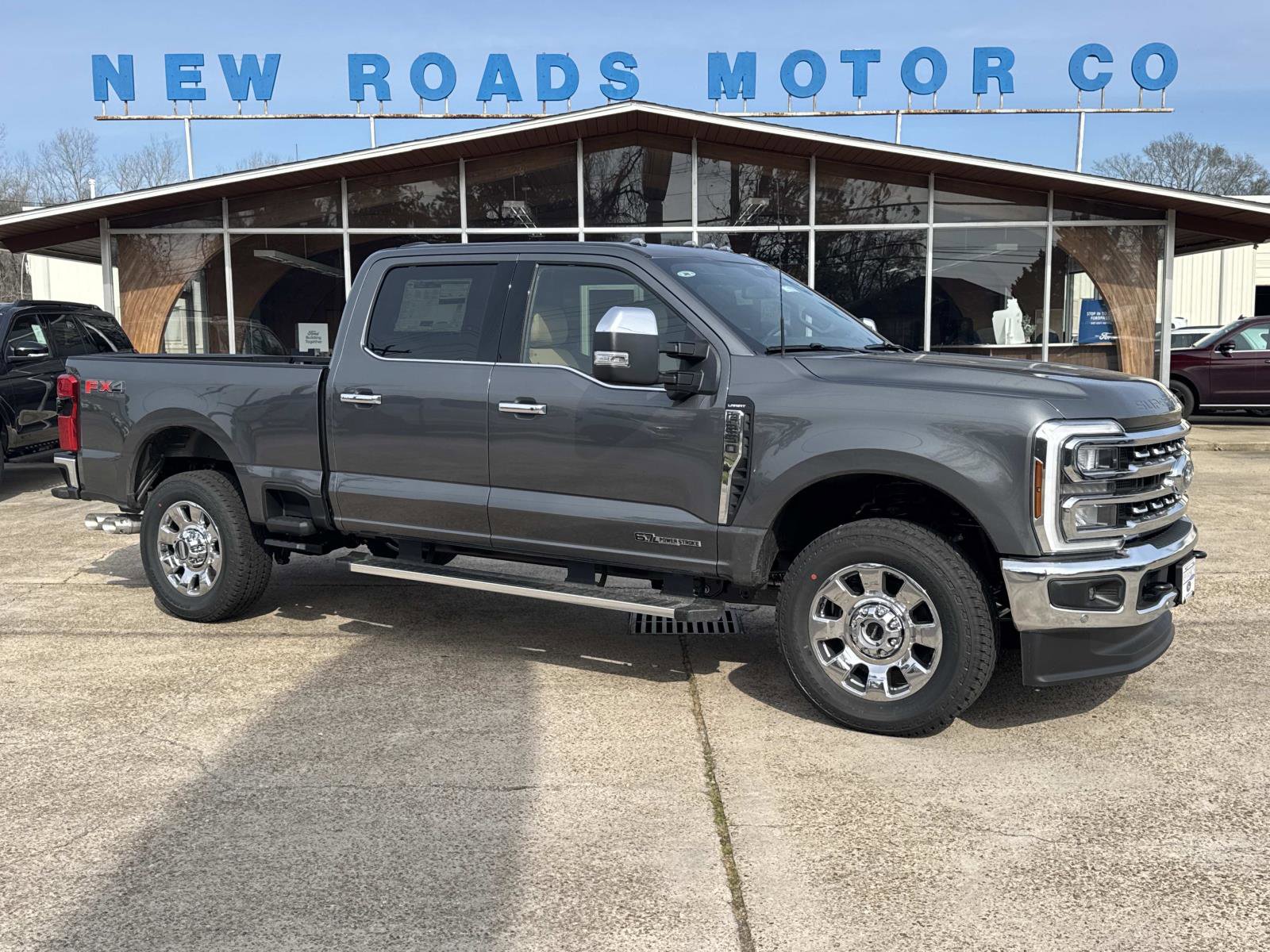 New 2026 Ford F250 Lariat w/ Lariat Premium Package