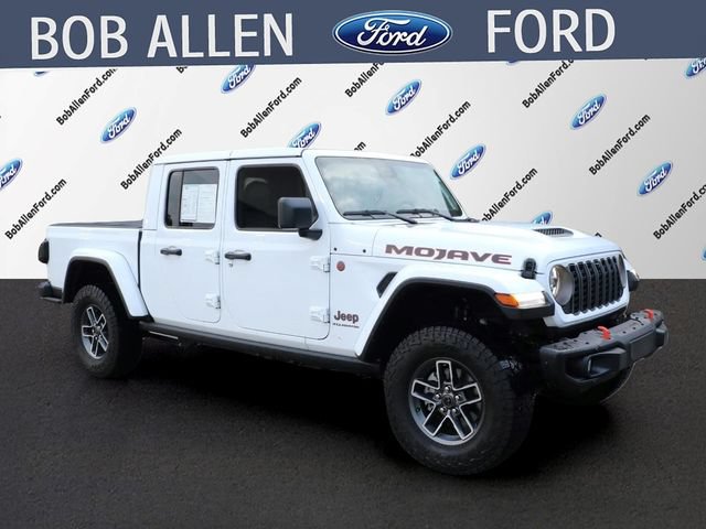 Used 2025 Jeep Gladiator Mojave AWD/4WD image 2