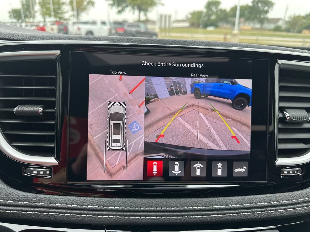 New 2026 Chrysler Pacifica Limited w/ S Appearance Package FWD image 70