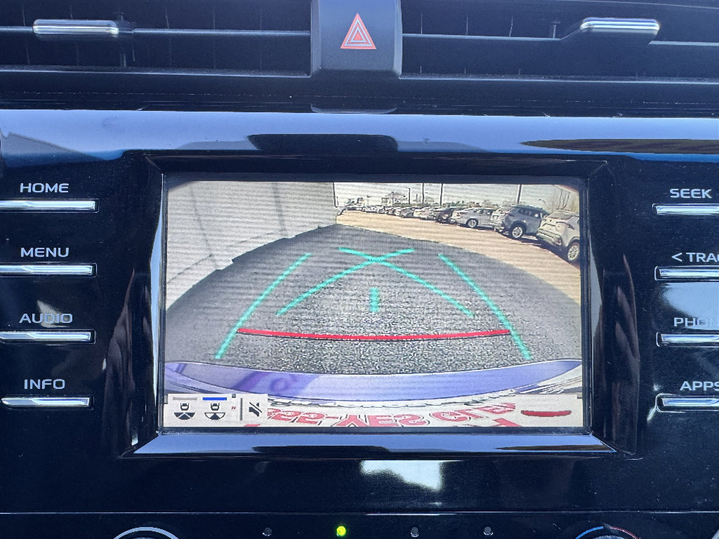 Used 2018 Toyota Camry LE w/ Convenience Package FWD image 17