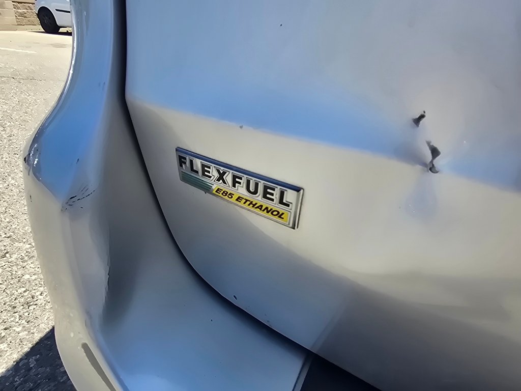 Used 2011 Chrysler Town & Country Touring FWD image 20
