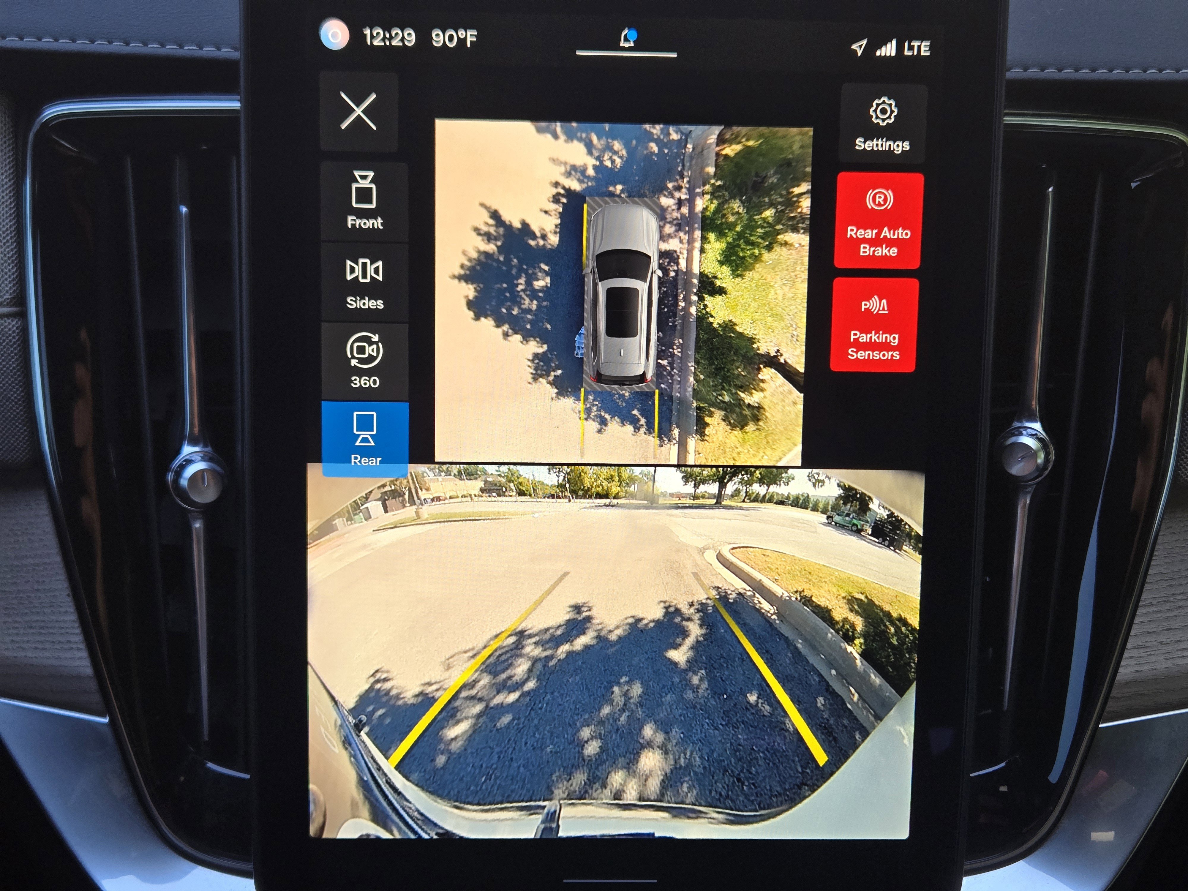 Certified 2025 Volvo XC90 T8 Plus w/ Protection Package Premier image 26