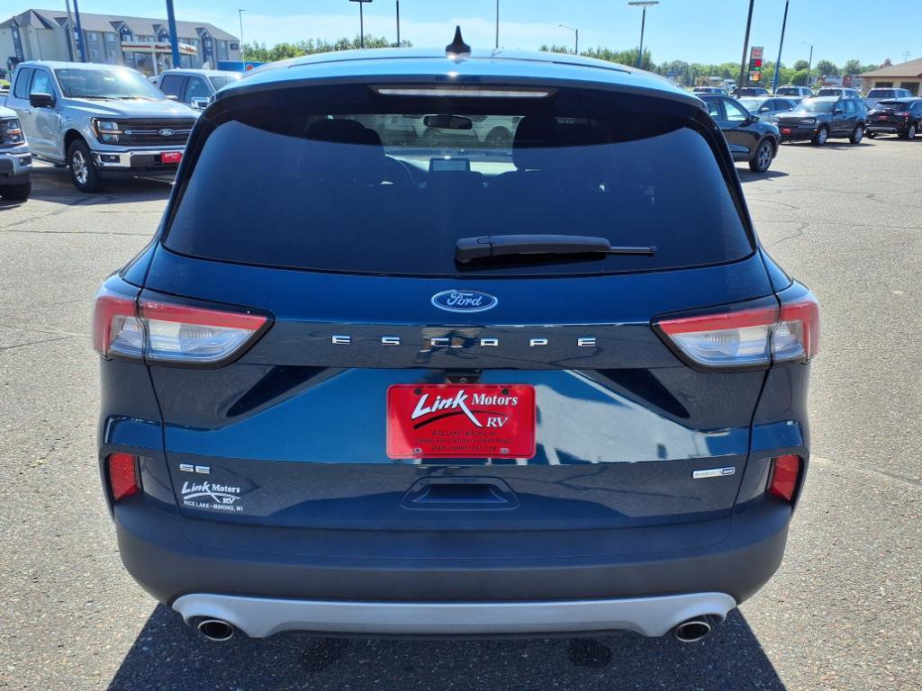 Certified 2020 Ford Escape SE image 4