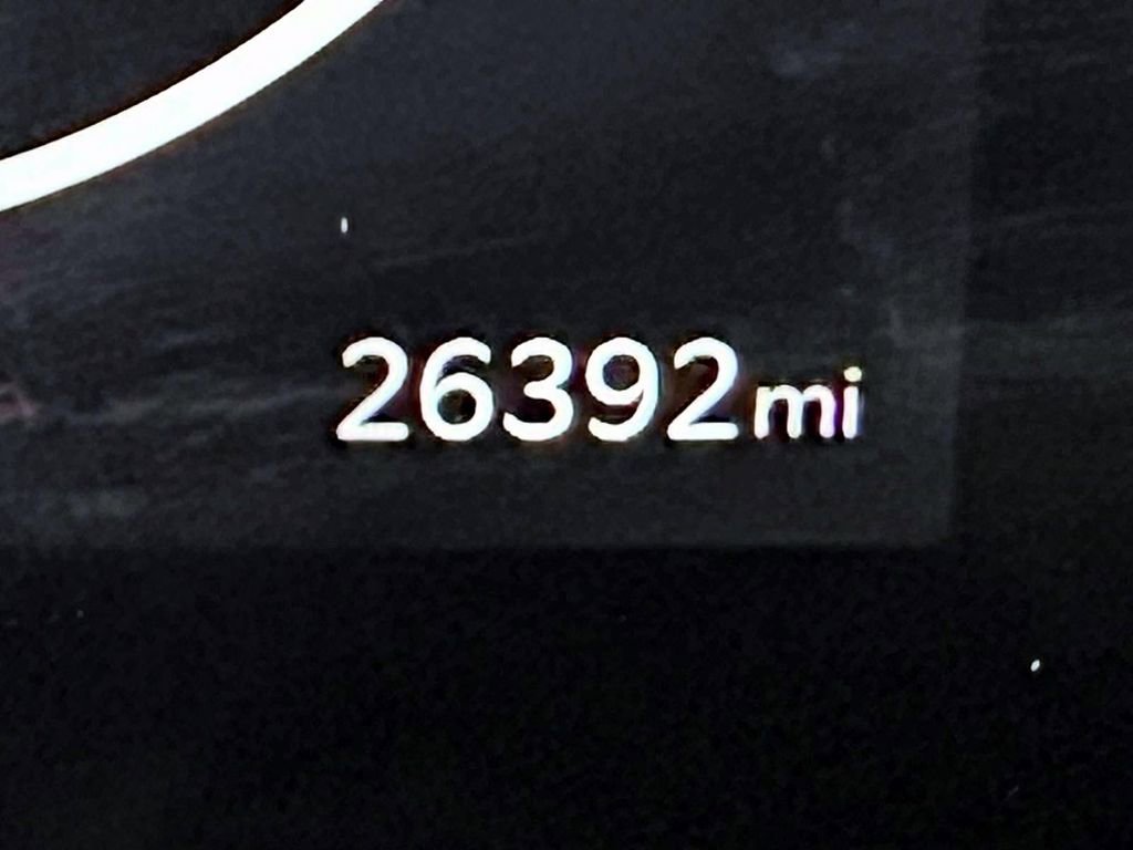 Used 2025 Kia Carnival SX Prestige image 27