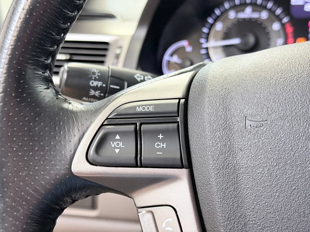 Used 2016 Honda Odyssey EX-L image 38