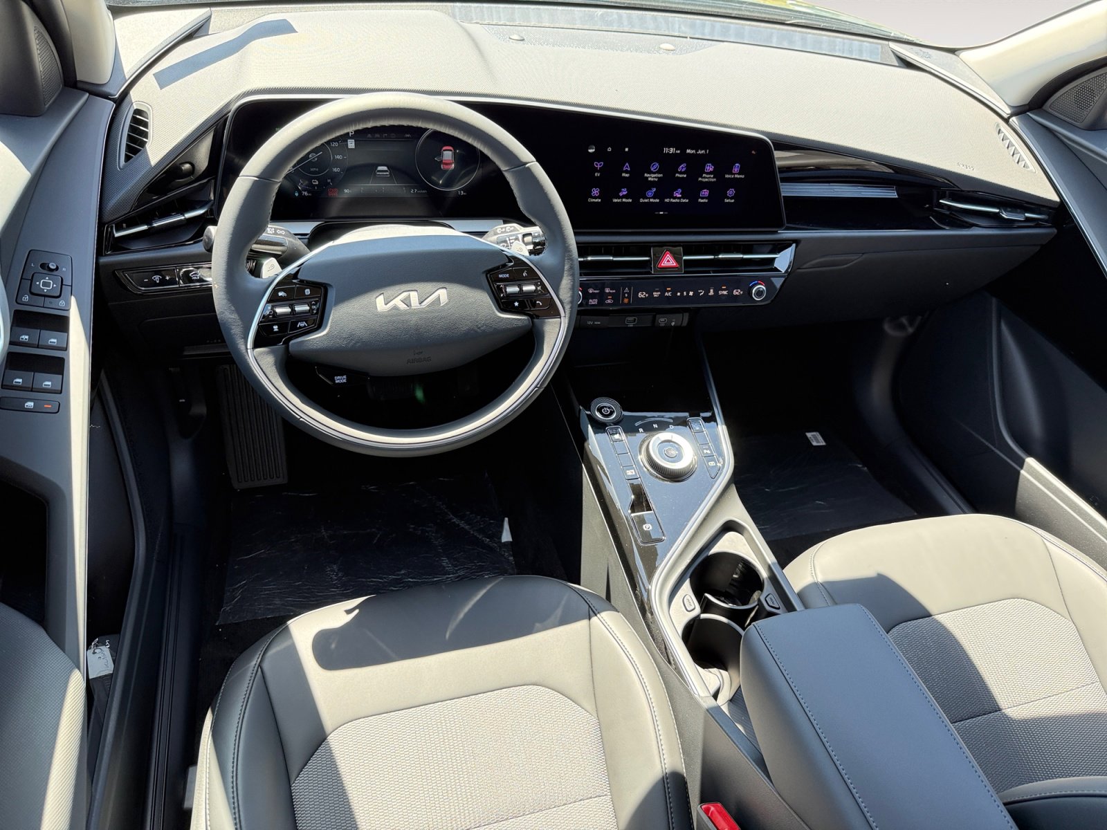 New 2026 Kia Niro Wind FWD image 15