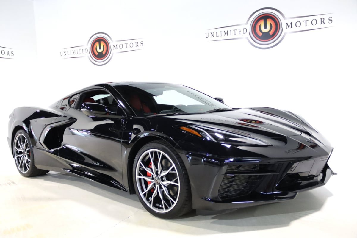Used 2024 Chevrolet Corvette Stingray Preferred Cpe w/ 2LT RWD image 8
