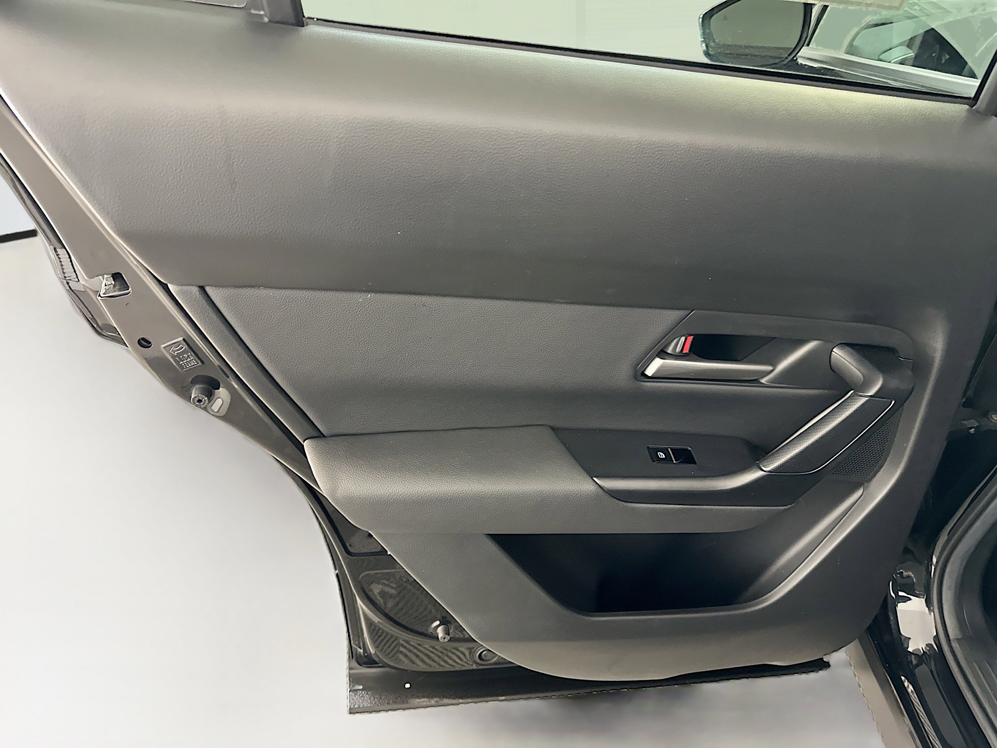 Used 2025 MAZDA CX-50 AWD 2.5 S w/ Preferred Package image 27