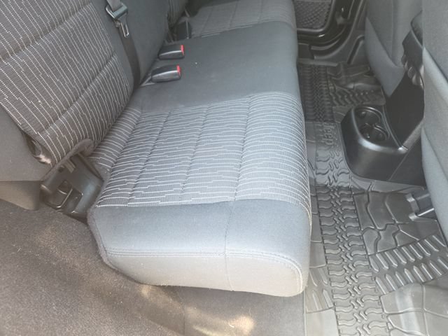 Used 2012 Jeep Wrangler Unlimited Sport AWD/4WD image 25