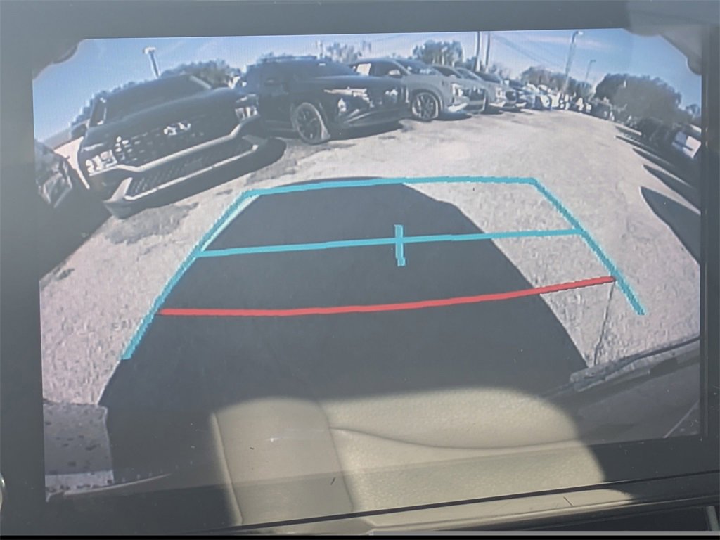 Used 2021 Toyota Sienna XLE w/ XLE Plus Package image 24