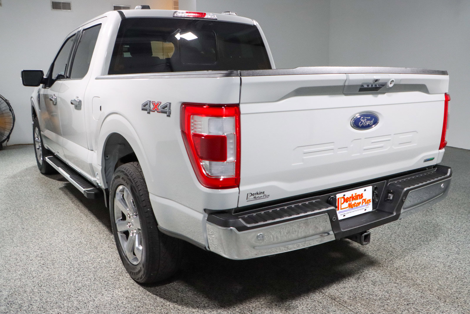 Used 2023 Ford F150 Lariat w/ Equipment Group 502A High image 9