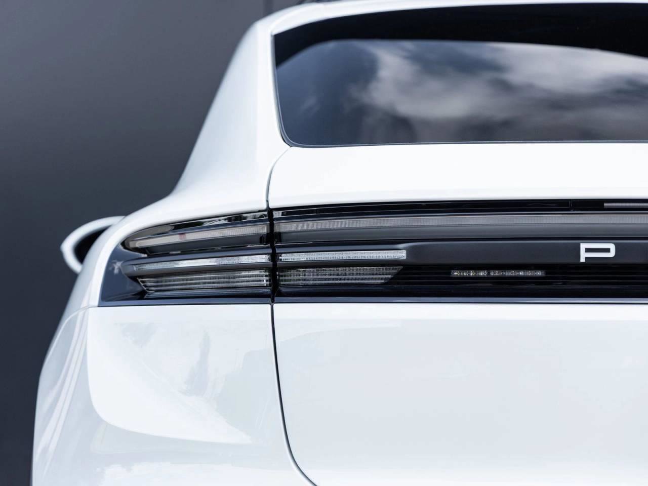 Used 2025 Porsche Macan 4S Electric image 62