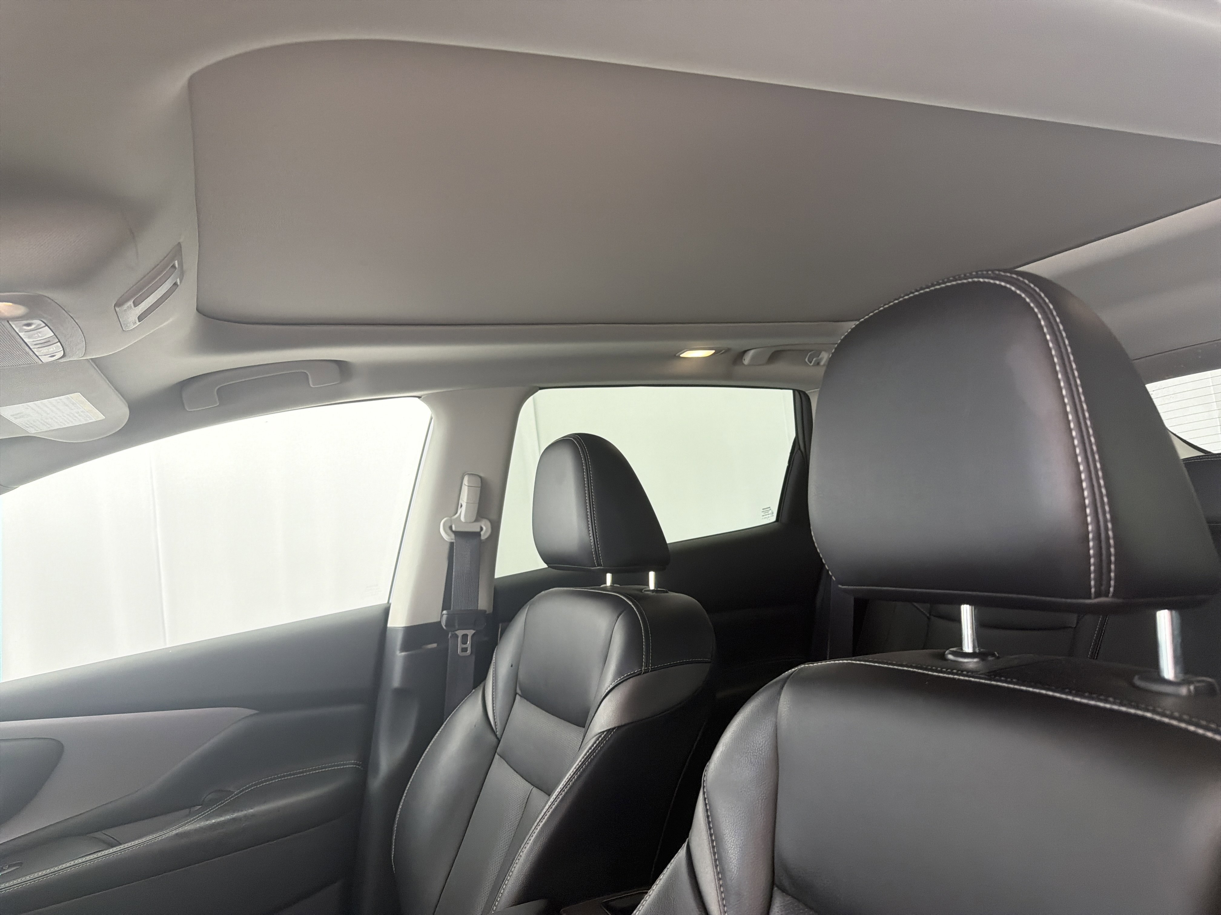 Used 2024 Nissan Murano SL image 8