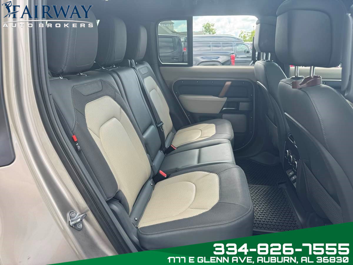 Used 2023 Land Rover Defender 130 X image 13