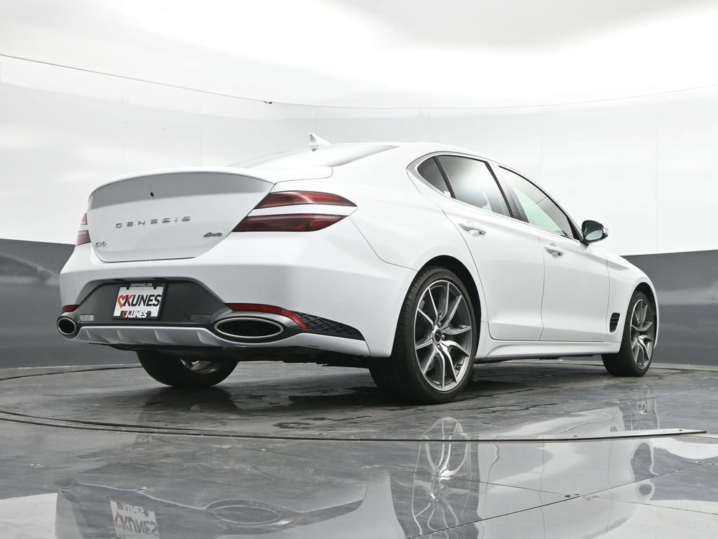 Used 2024 Genesis G70 2.5T image 45