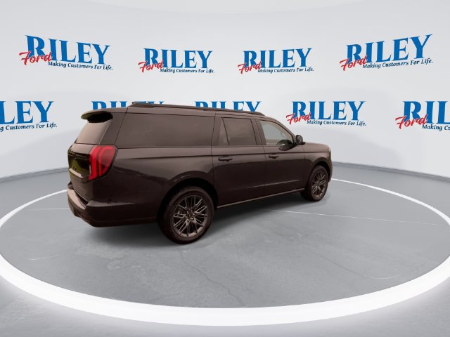 New 2027 Ford Expedition Max Platinum w/ Stealth Appearance Package AWD/4WD image 8