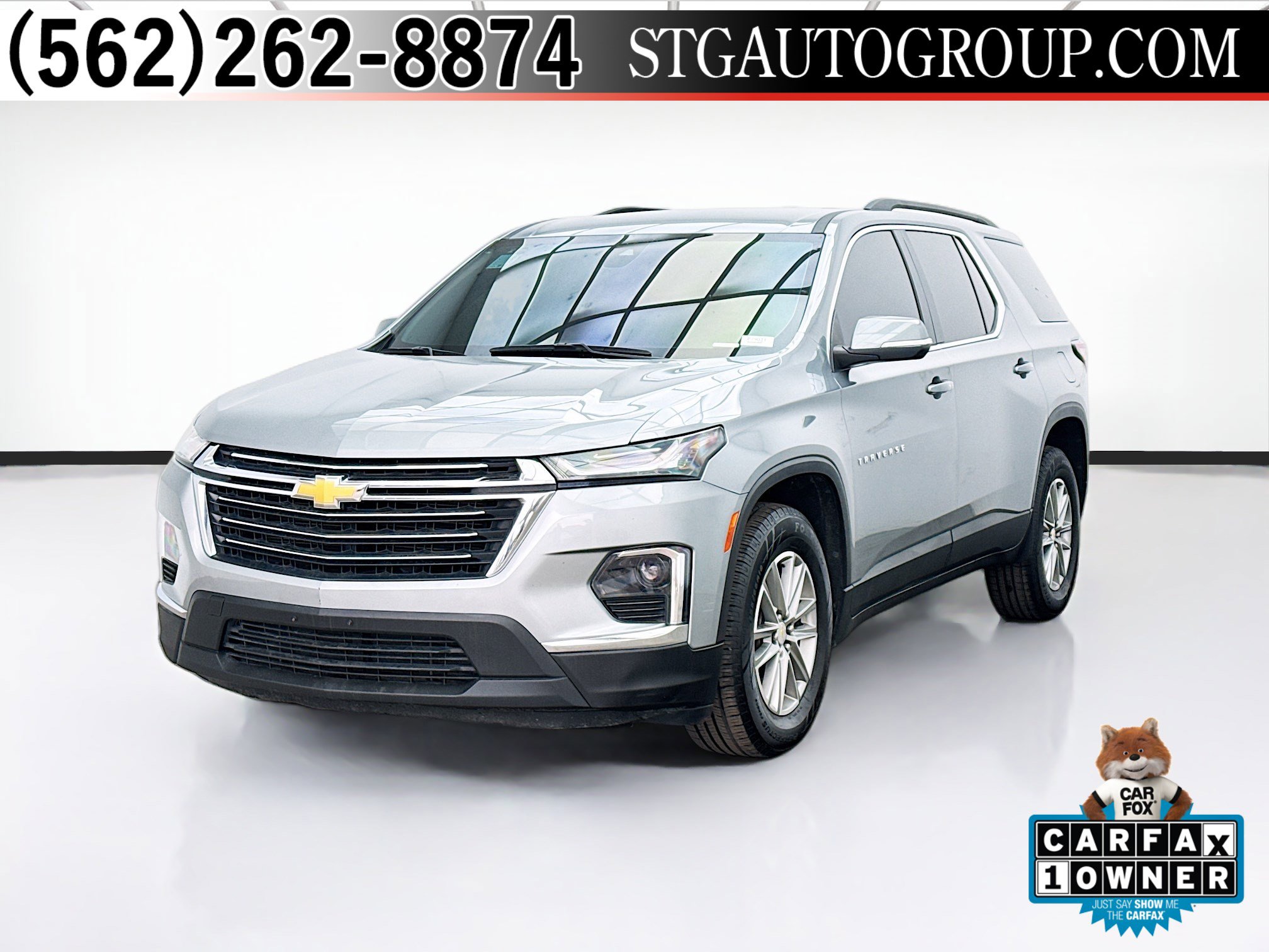 Used 2023 Chevrolet Traverse LT image 1