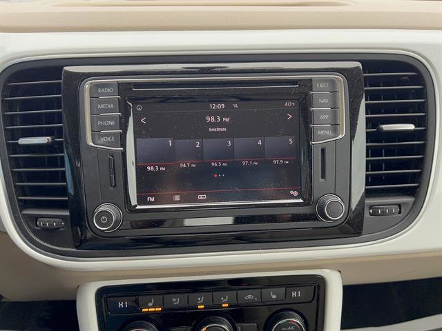 Used 2019 Volkswagen Beetle 2.0T SE w/ SE Premium Package image 19