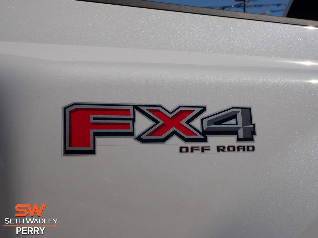 Used 2026 Ford F450 Platinum w/ FX4 Off-Road Package image 6