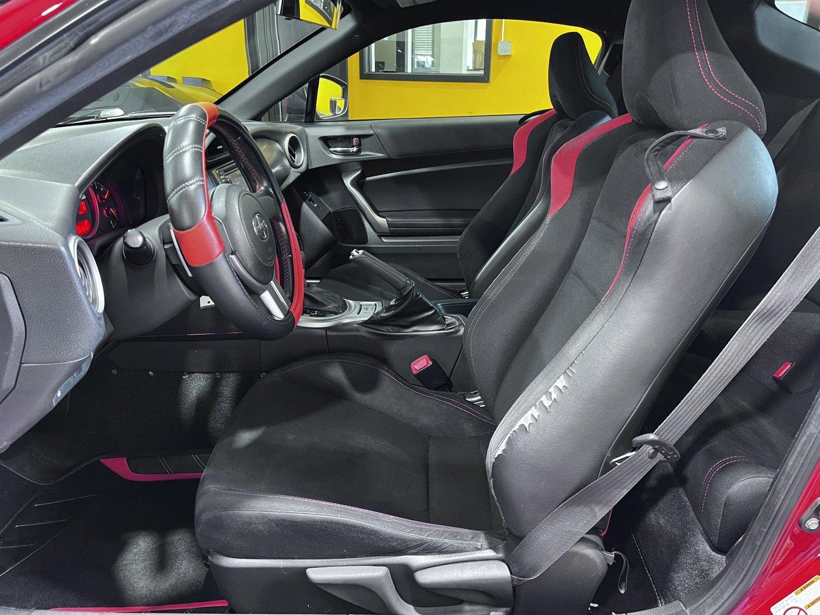 Used 2014 Scion FR-S image 13