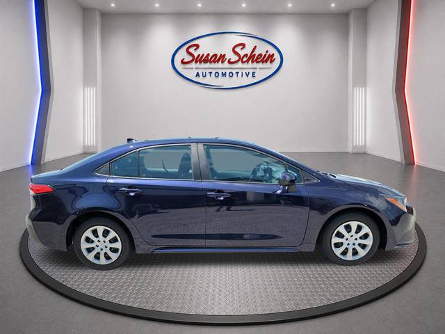 Used 2023 Toyota Corolla LE FWD image 22