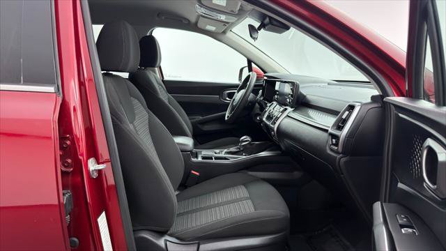 Used 2022 Kia Sorento LX FWD image 22