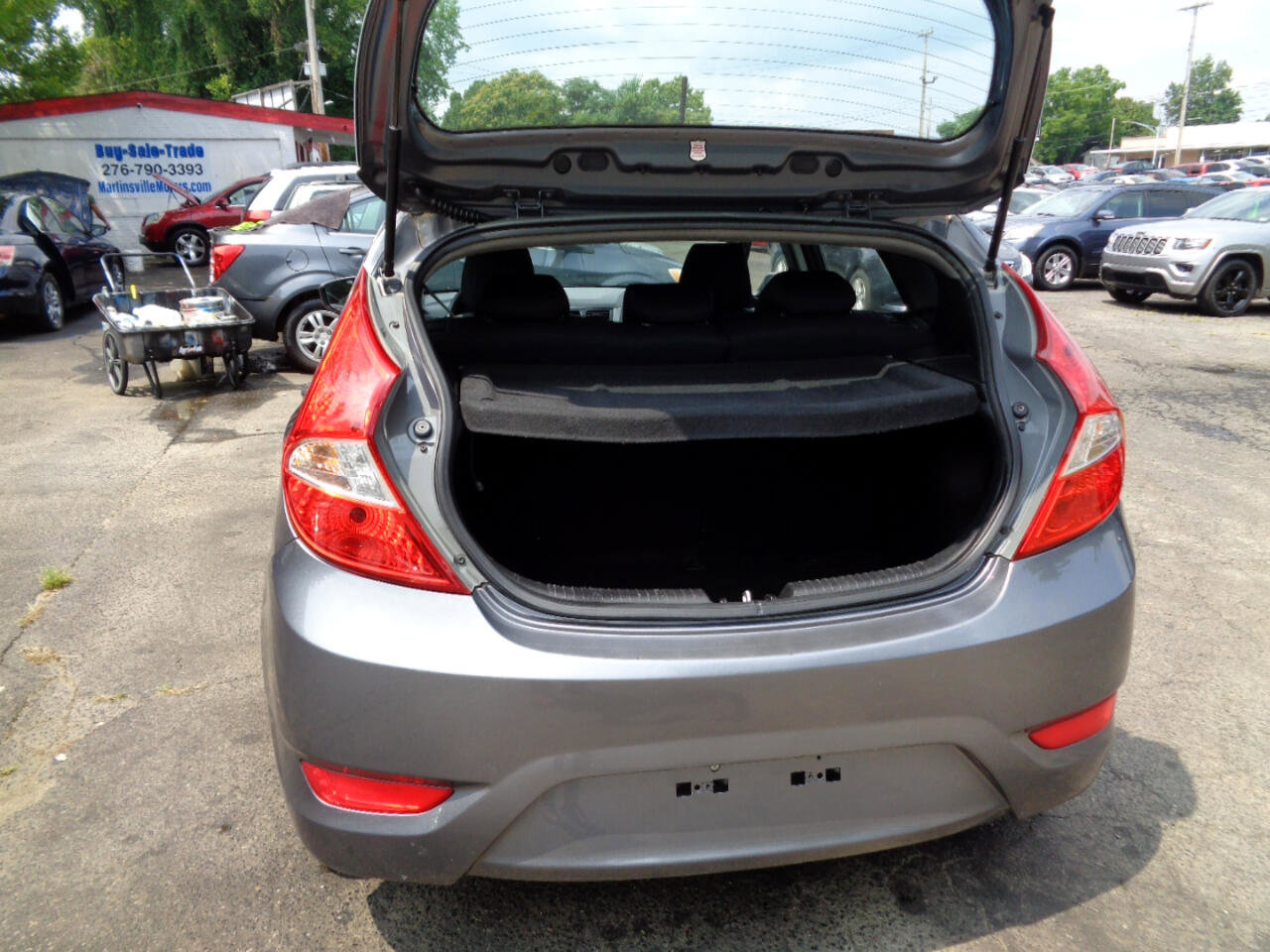 Used 2017 Hyundai Accent SE image 24