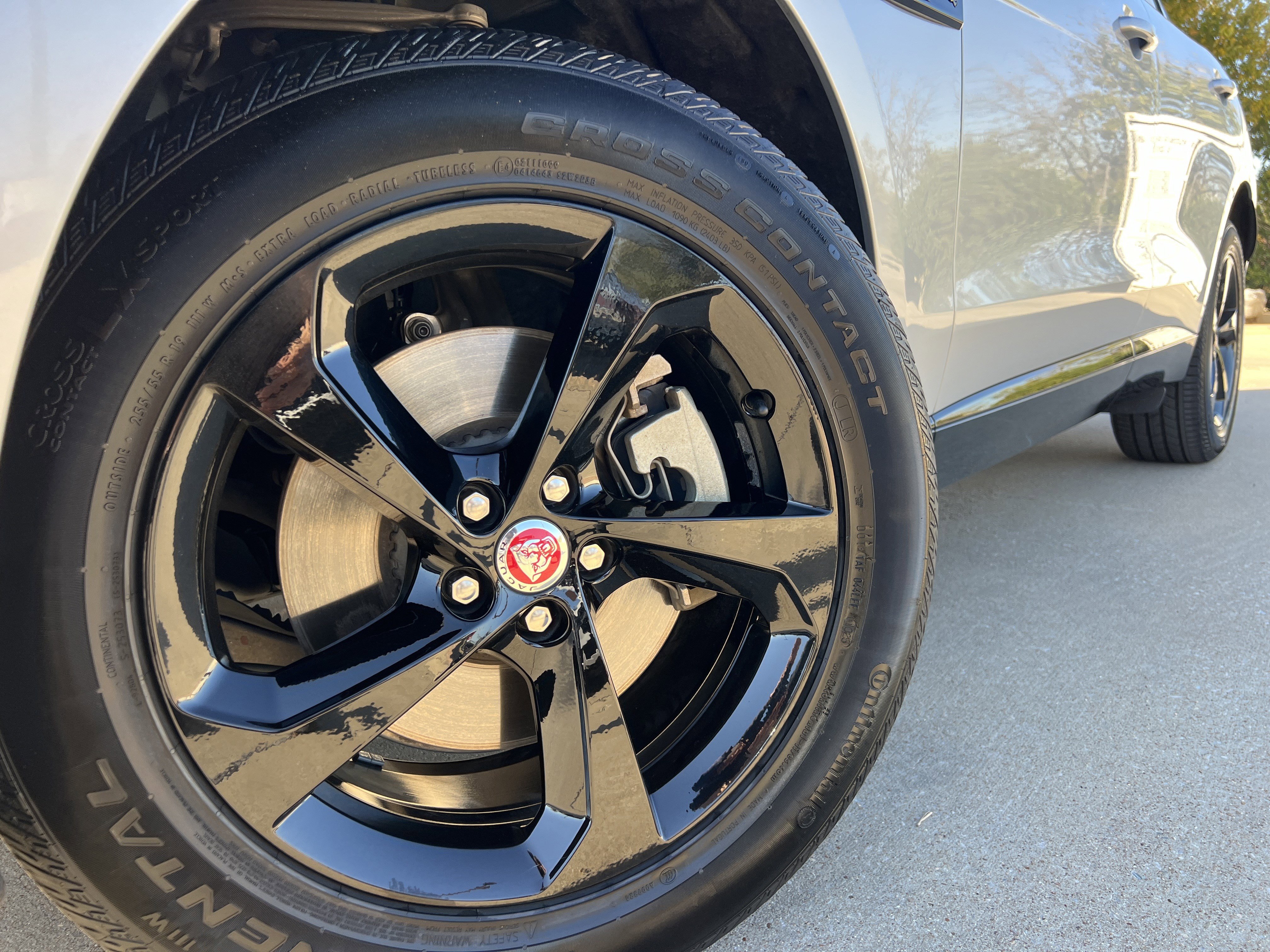 Used 2023 Jaguar F-PACE S image 13