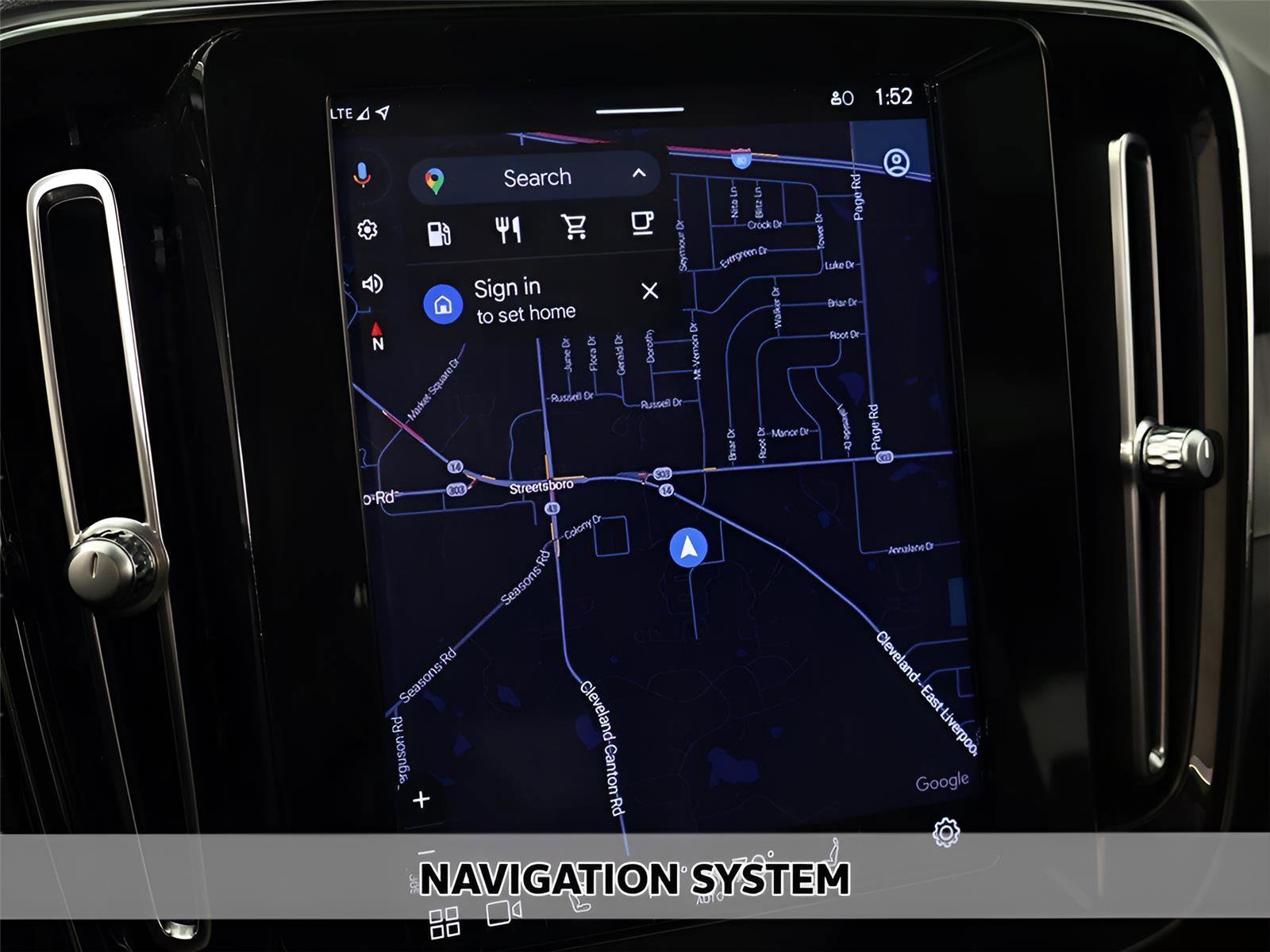 Used 2023 Volvo XC40 B5 Plus w/ Protection Package Premier image 10