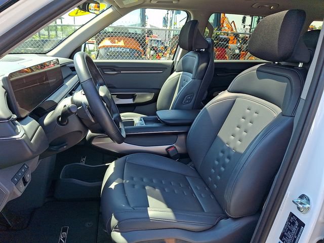 Used 2024 Kia EV9 Wind AWD/4WD image 12