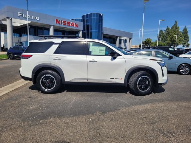 New 2026 Nissan Pathfinder Rock Creek AWD/4WD image 4