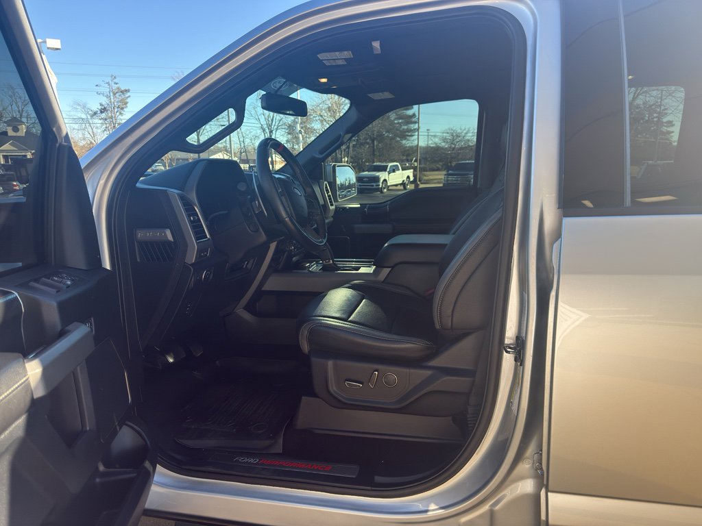 Used 2018 Ford F150 Raptor w/ Equipment Group 802A Luxury AWD/4WD image 11