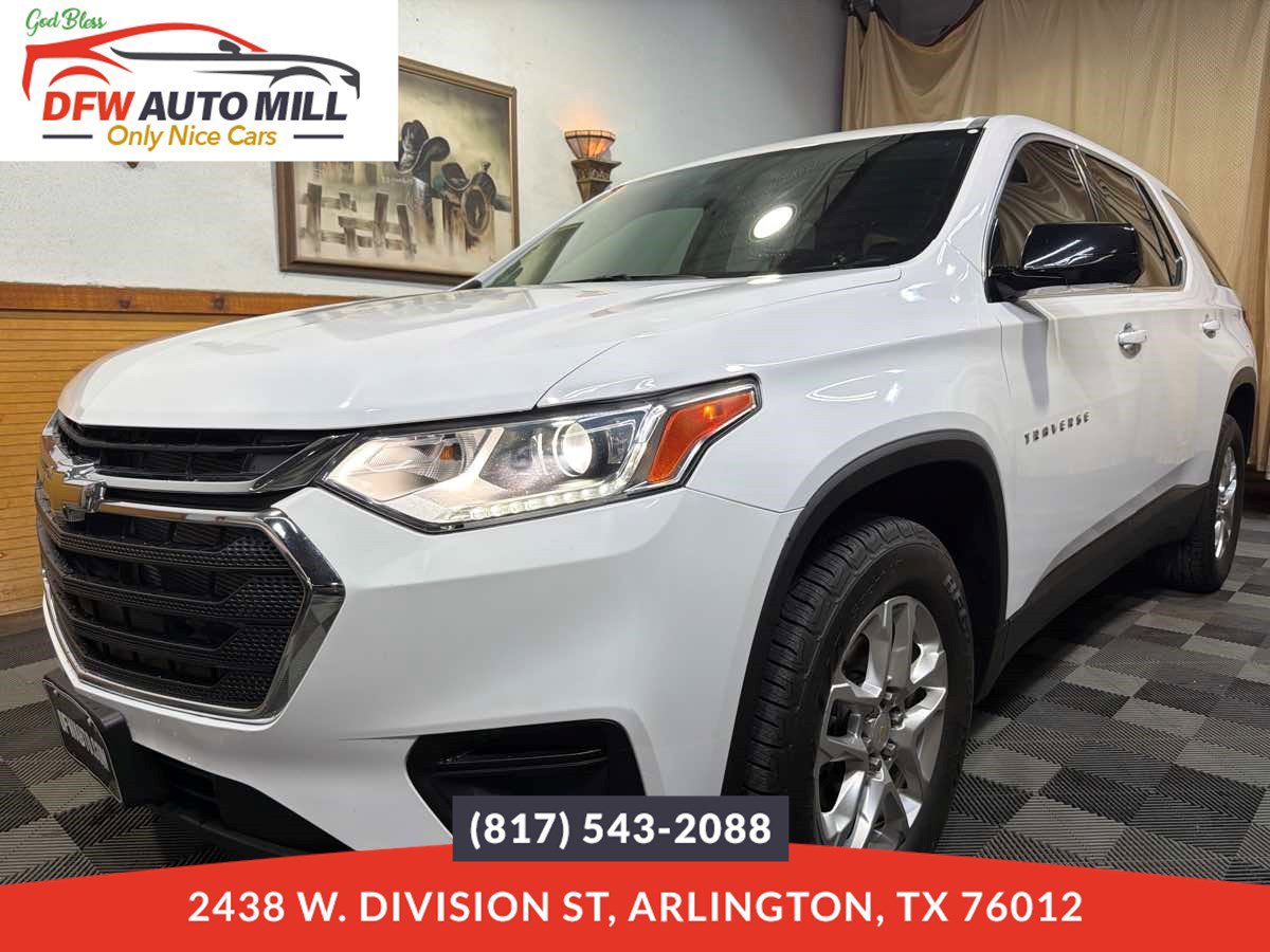 Used 2020 Chevrolet Traverse LS w/ LPO, Floor Liner Package FWD image 1