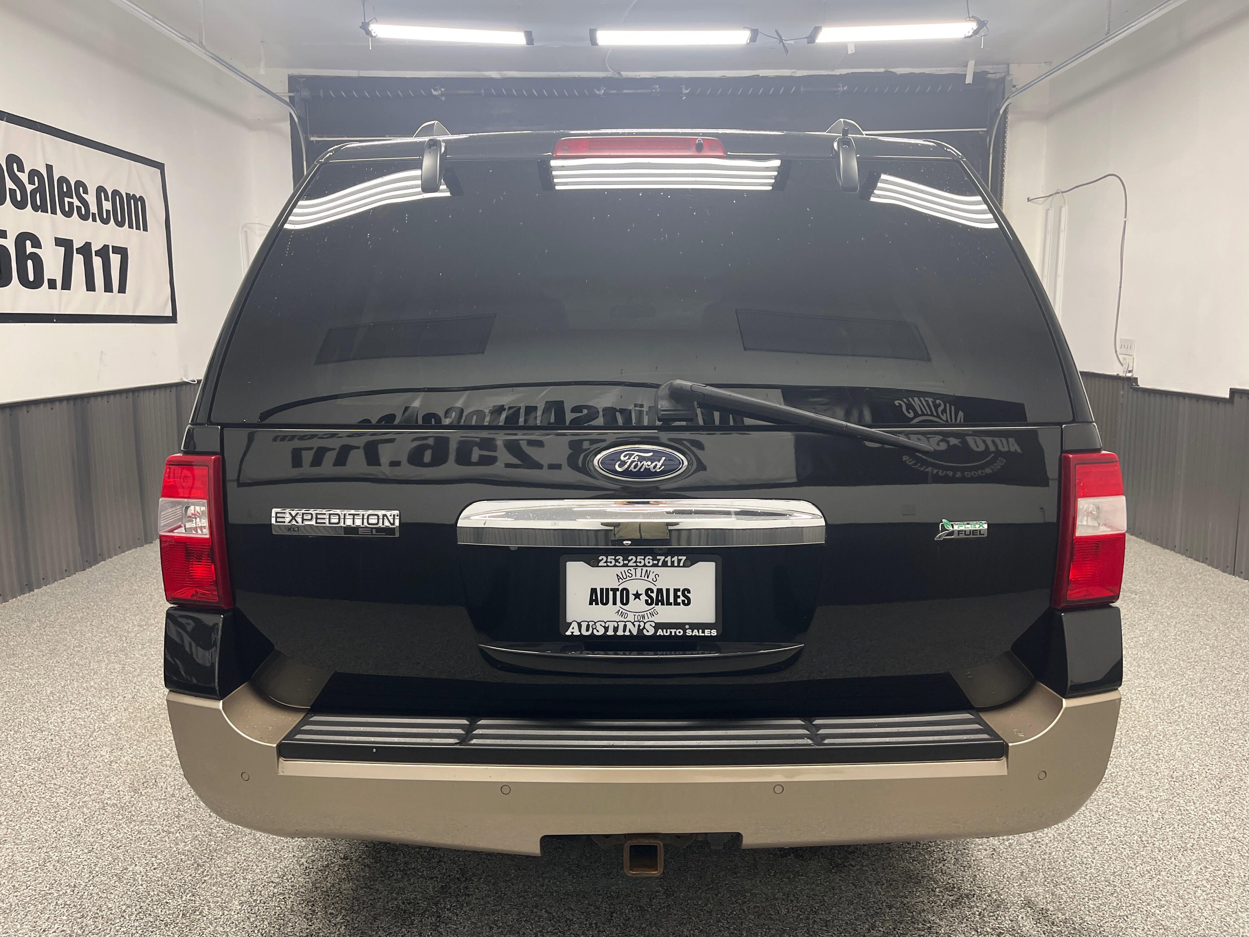 Used 2014 Ford Expedition EL XLT w/ Equipment Group 202A image 4