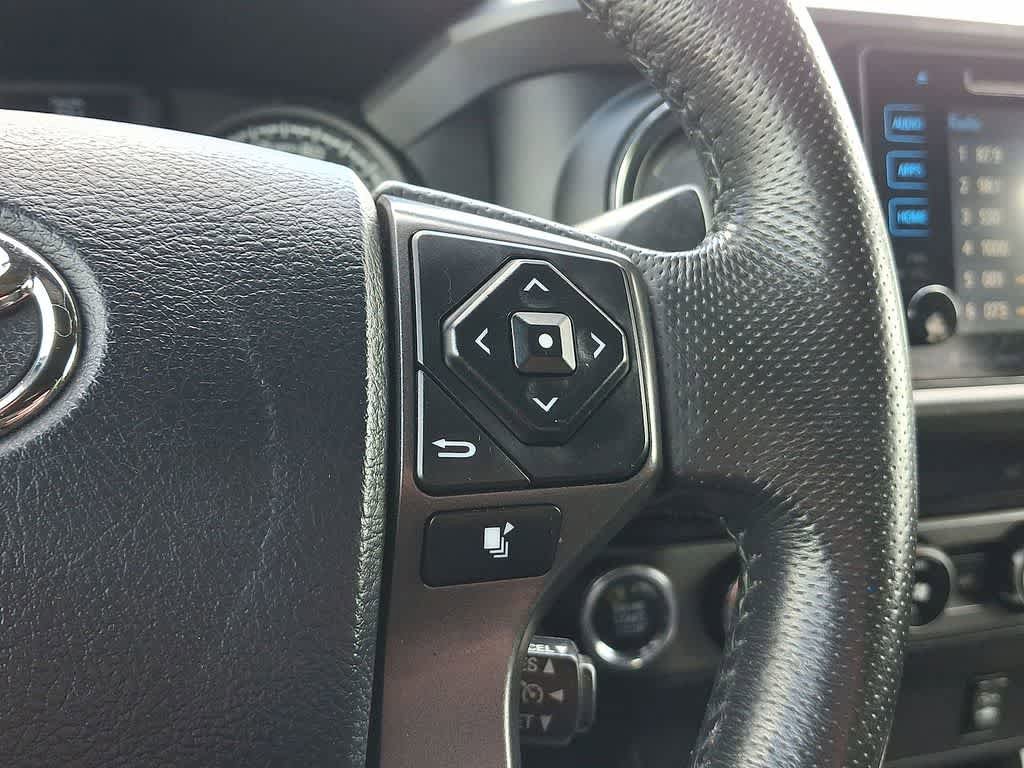 Used 2016 Toyota Tacoma TRD Sport w/ Towing Package AWD/4WD image 18