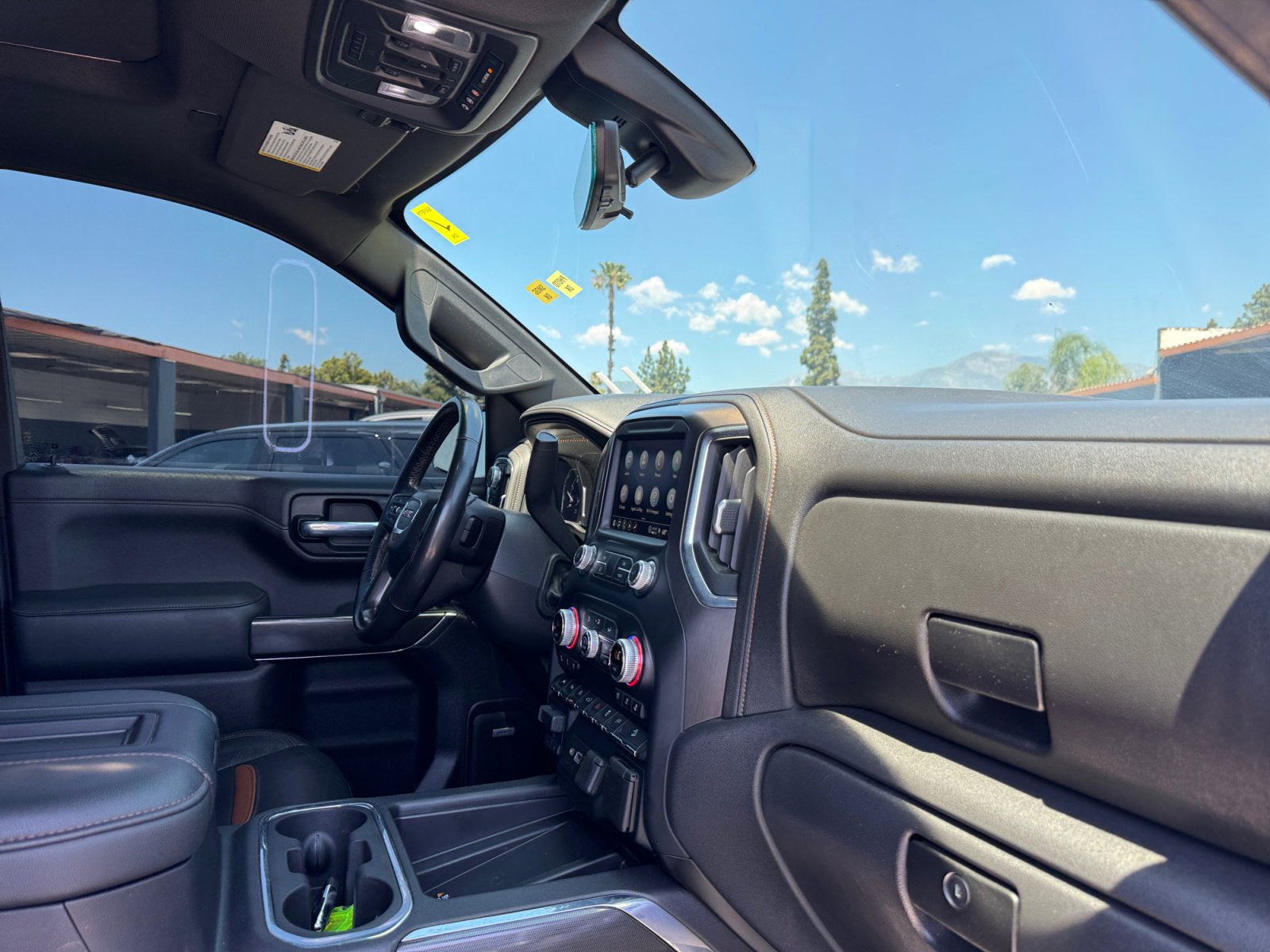 Used 2021 GMC Sierra 1500 AT4 w/ AT4 Premium Package AWD/4WD image 21