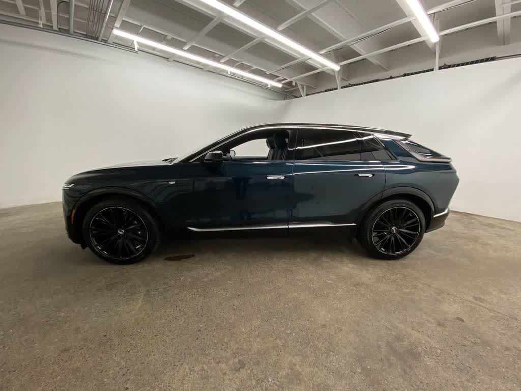 Certified 2025 Cadillac Lyriq Luxury w/ Nappa Leather Package image 3