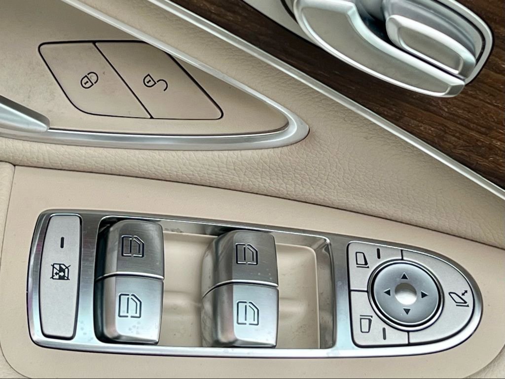 Certified 2022 Mercedes-Benz GLC 300 4MATIC image 40