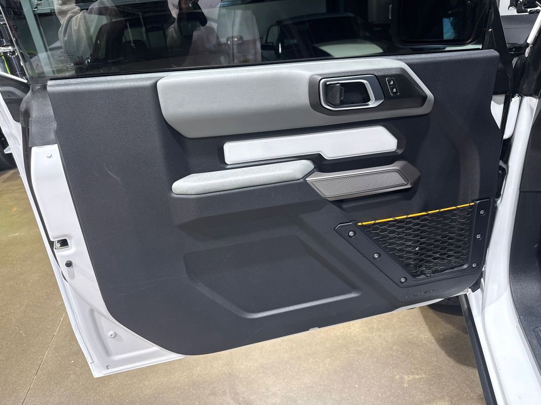 Used 2023 Ford Bronco Badlands image 99