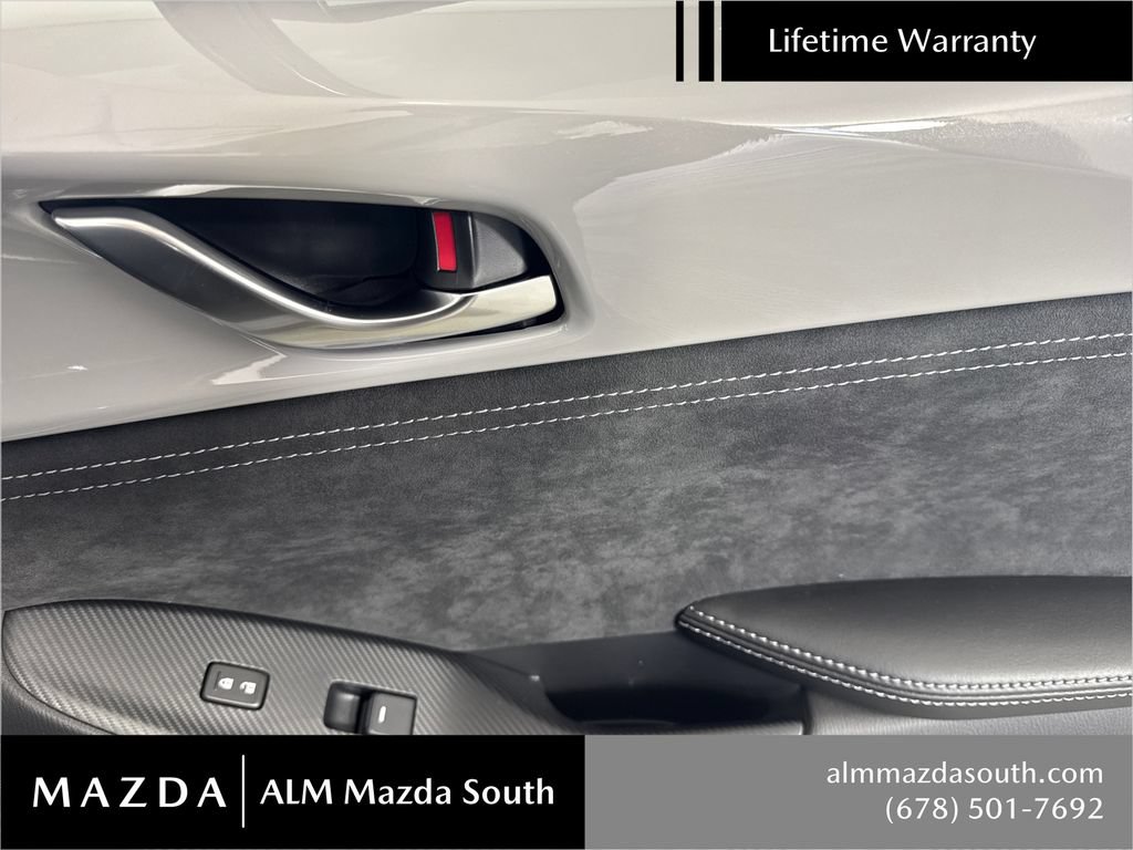 New 2026 MAZDA MX-5 Miata Club w/ Interior Package RWD image 15