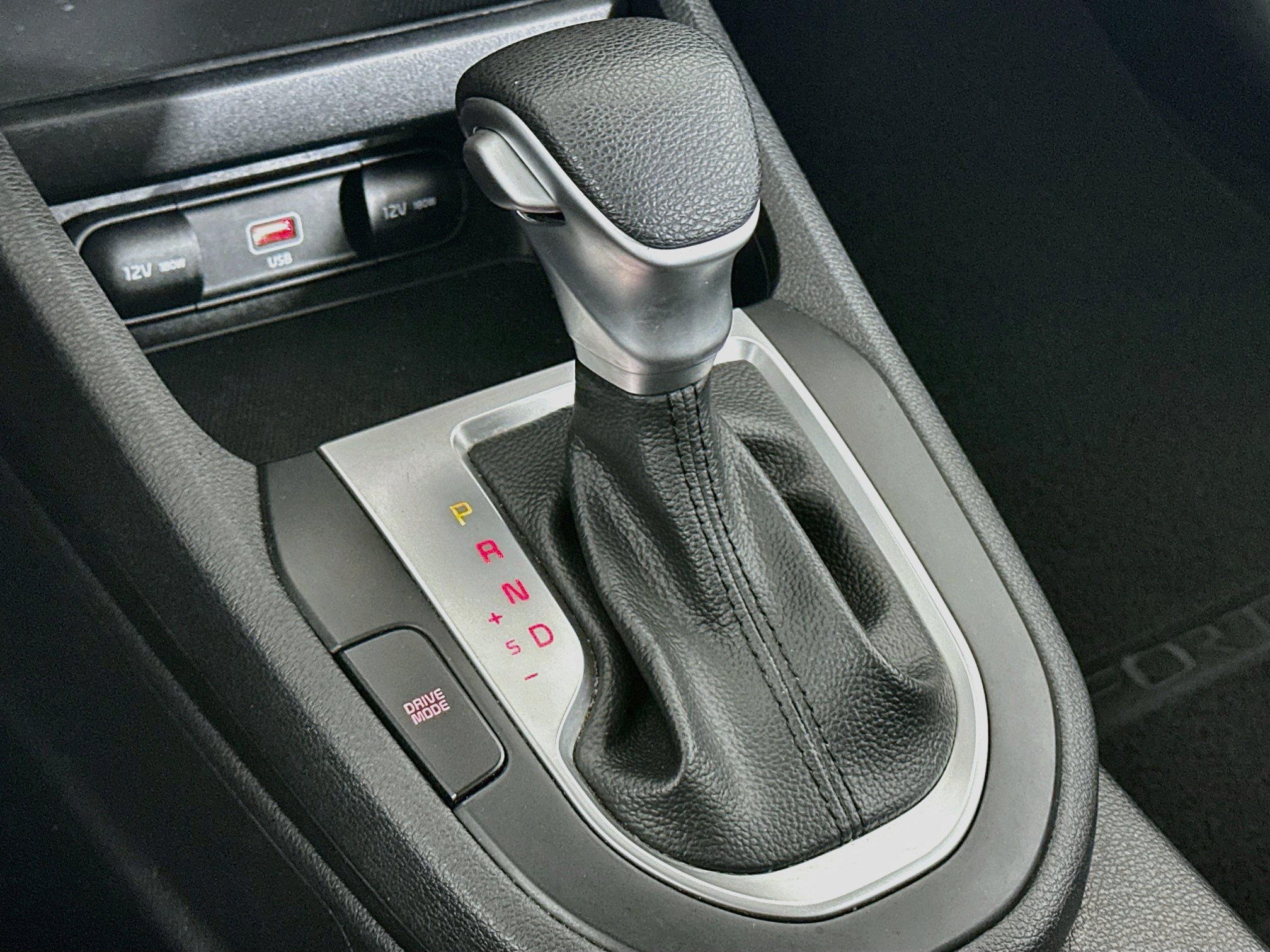 Used 2023 Kia Forte LXS w/ LXS Technology Package FWD image 24
