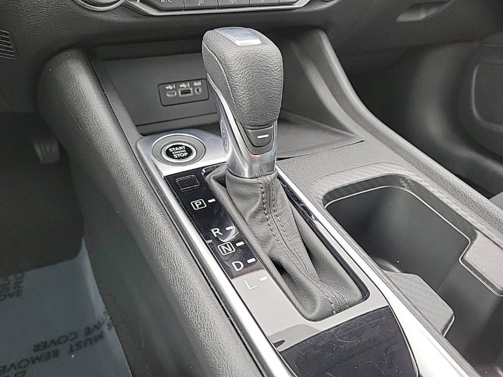 Used 2023 Nissan Sentra SV FWD image 24