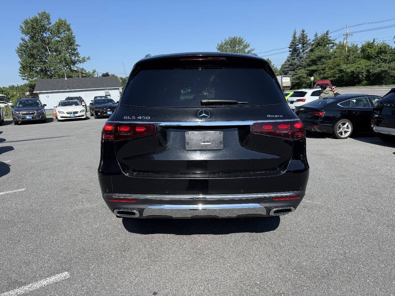 Used 2025 Mercedes-Benz GLS 450 4MATIC image 5