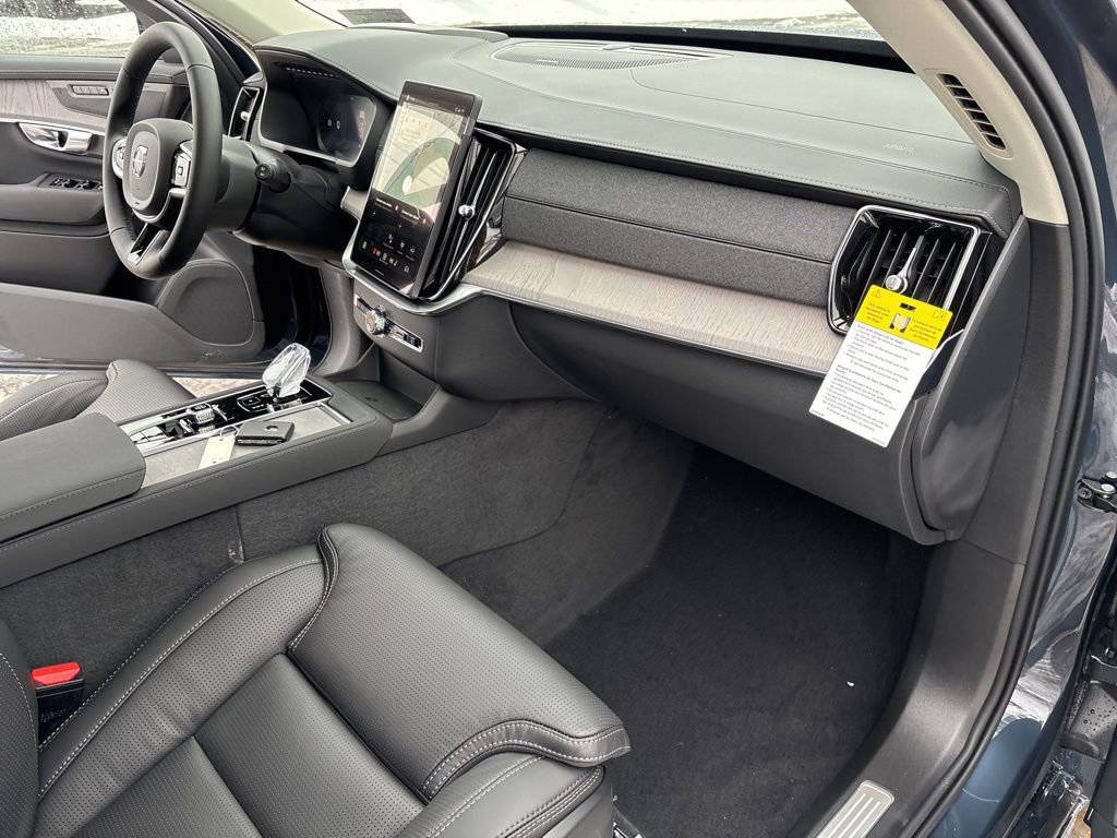 New 2026 Volvo XC90 B6 Ultra w/ Protection Package Premier image 42