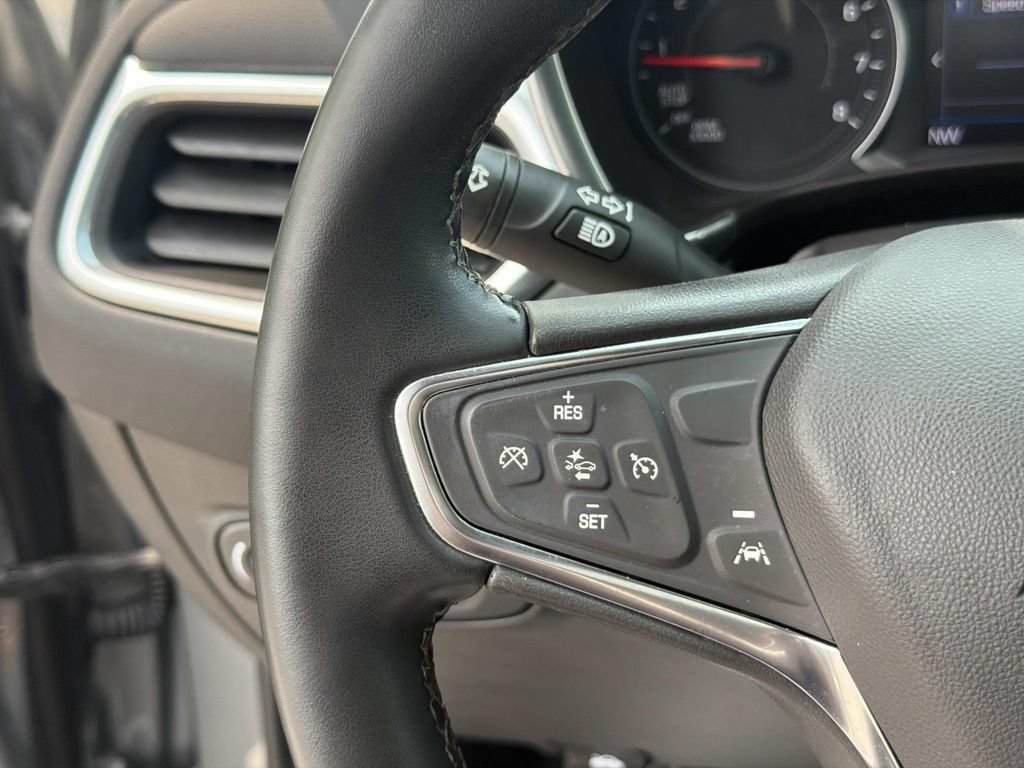 Used 2024 Chevrolet Equinox LT FWD image 22