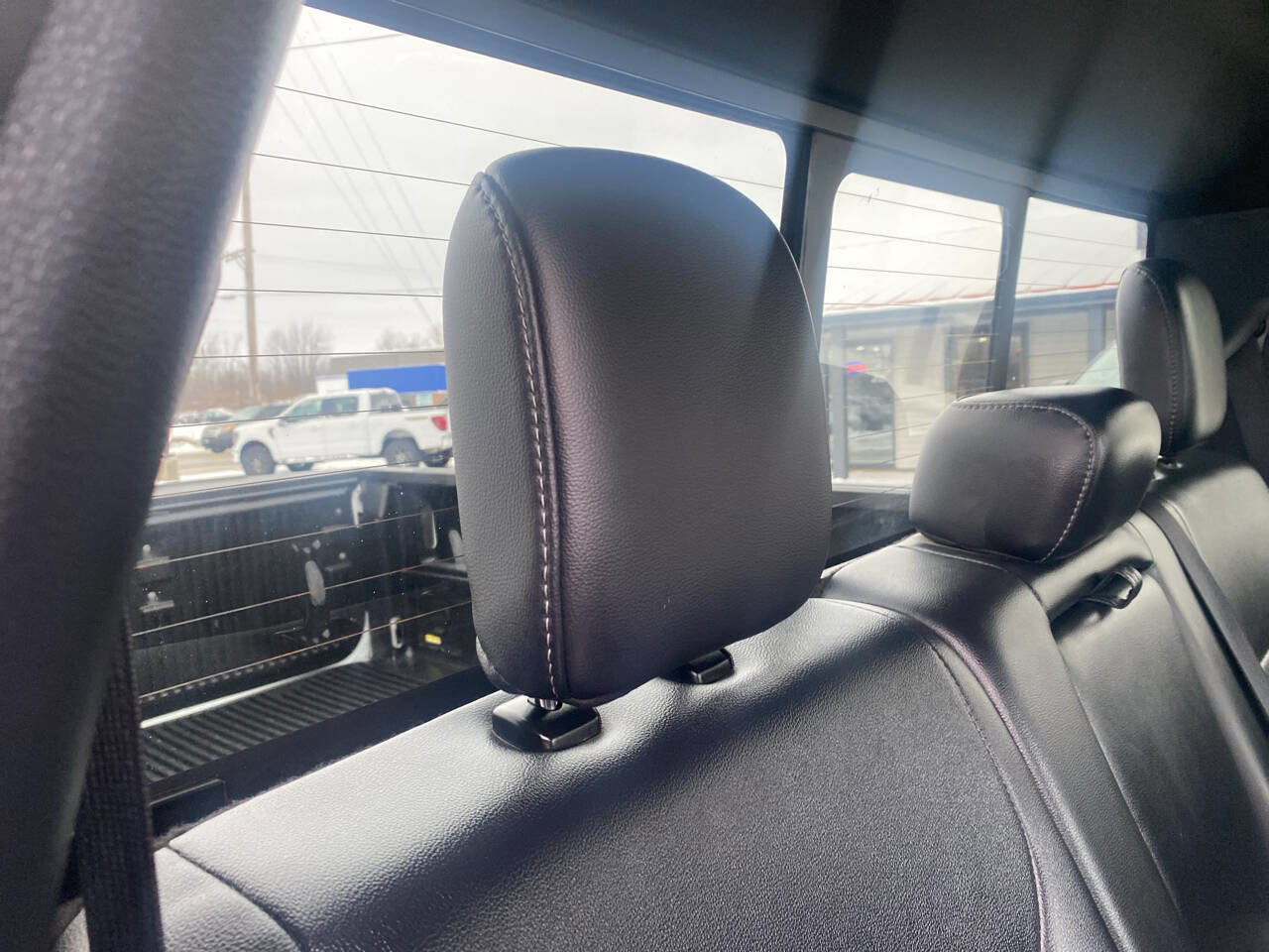 Used 2025 Ford F150 Lariat w/ FX4 Off-Road Package image 20