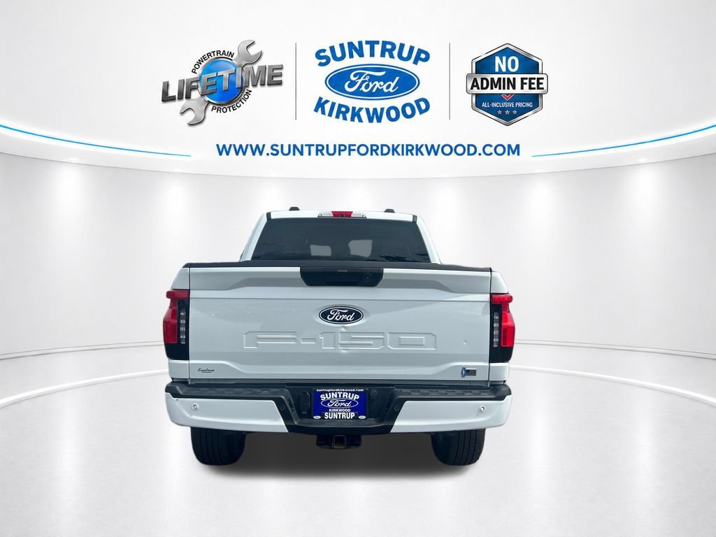 Used 2024 Ford F150 Lightning XLT AWD/4WD image 4