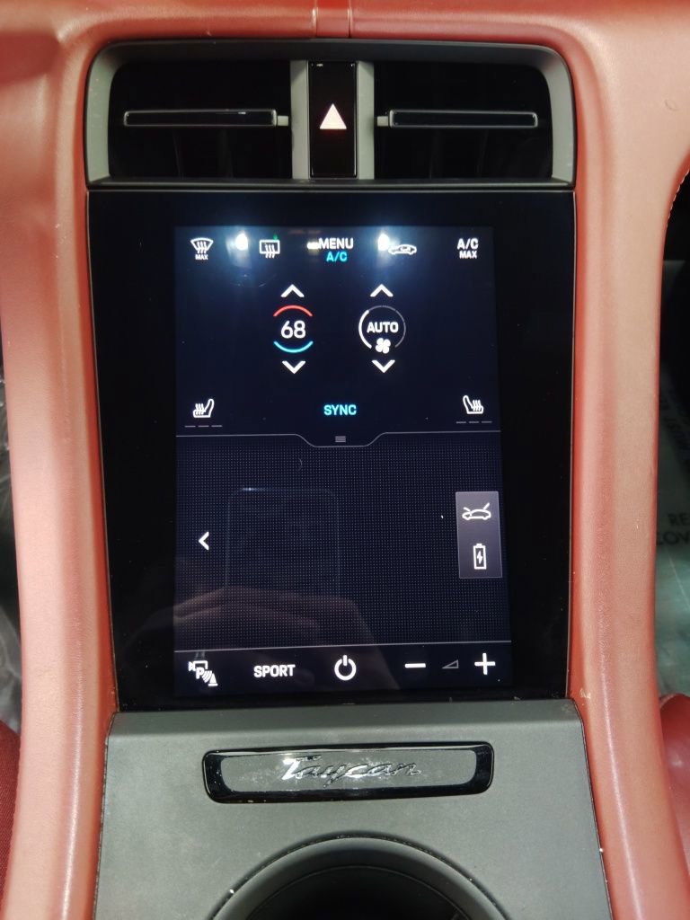 Used 2022 Porsche Taycan 4 Cross Turismo image 20