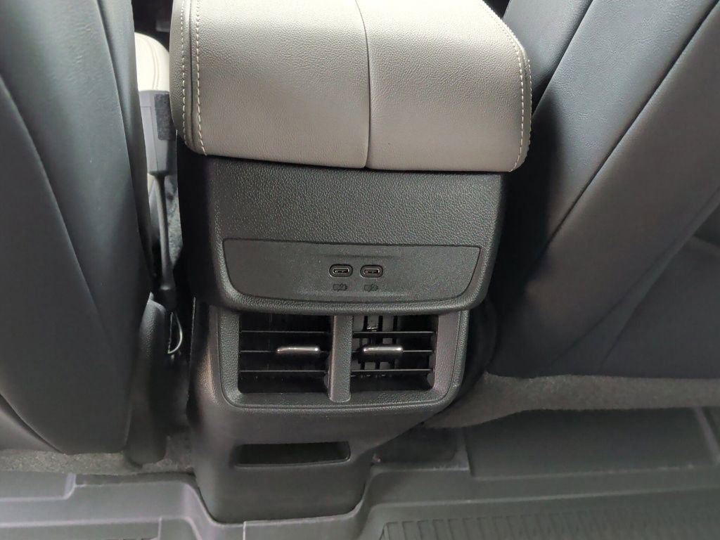 New 2026 GMC Terrain Elevation w/ Elevation Premium Package FWD image 34